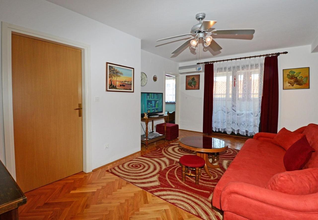 Apartment Filipin Porec Luaran gambar