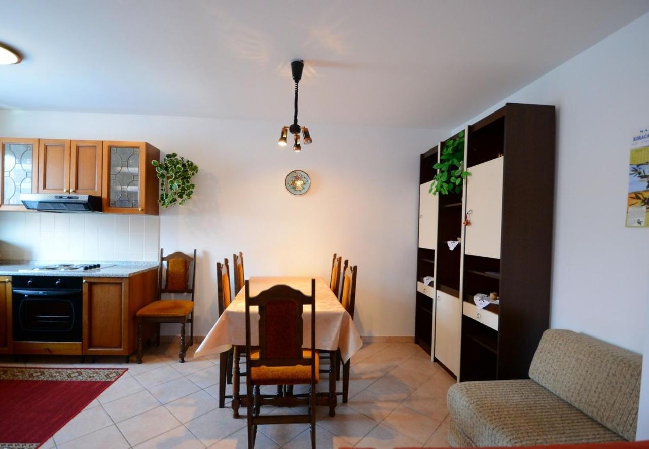 Apartment Filipin Porec Luaran gambar