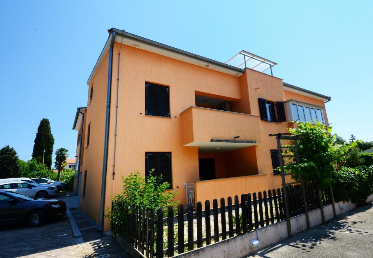 Apartment Filipin Porec Luaran gambar